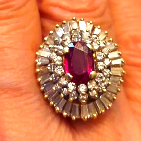 Ballerina Ruby & diamond ring. - Picture 6 of 14